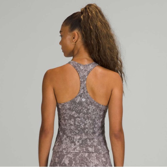 49 -Lululemon Cool Racerback Tank Top Shorter Length
Hideaway Camo Lunar Rock - Picture 2 of 6